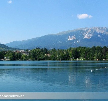 Tagesfahrt „Seentour“ Leider "graute" der Tag der Seentour zuerst einmal viel zu früh (Abfahrt war diesmal schon um 8:30 Uhr - und das nach einem lustigen Grillabend am ...