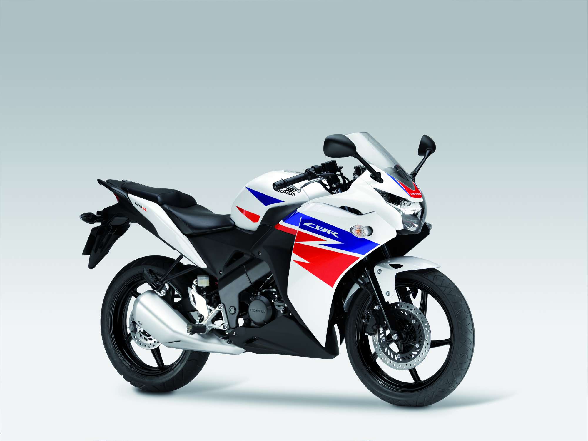 Honda CBR 125 R Baujahr 2015 Bilder und technische Daten