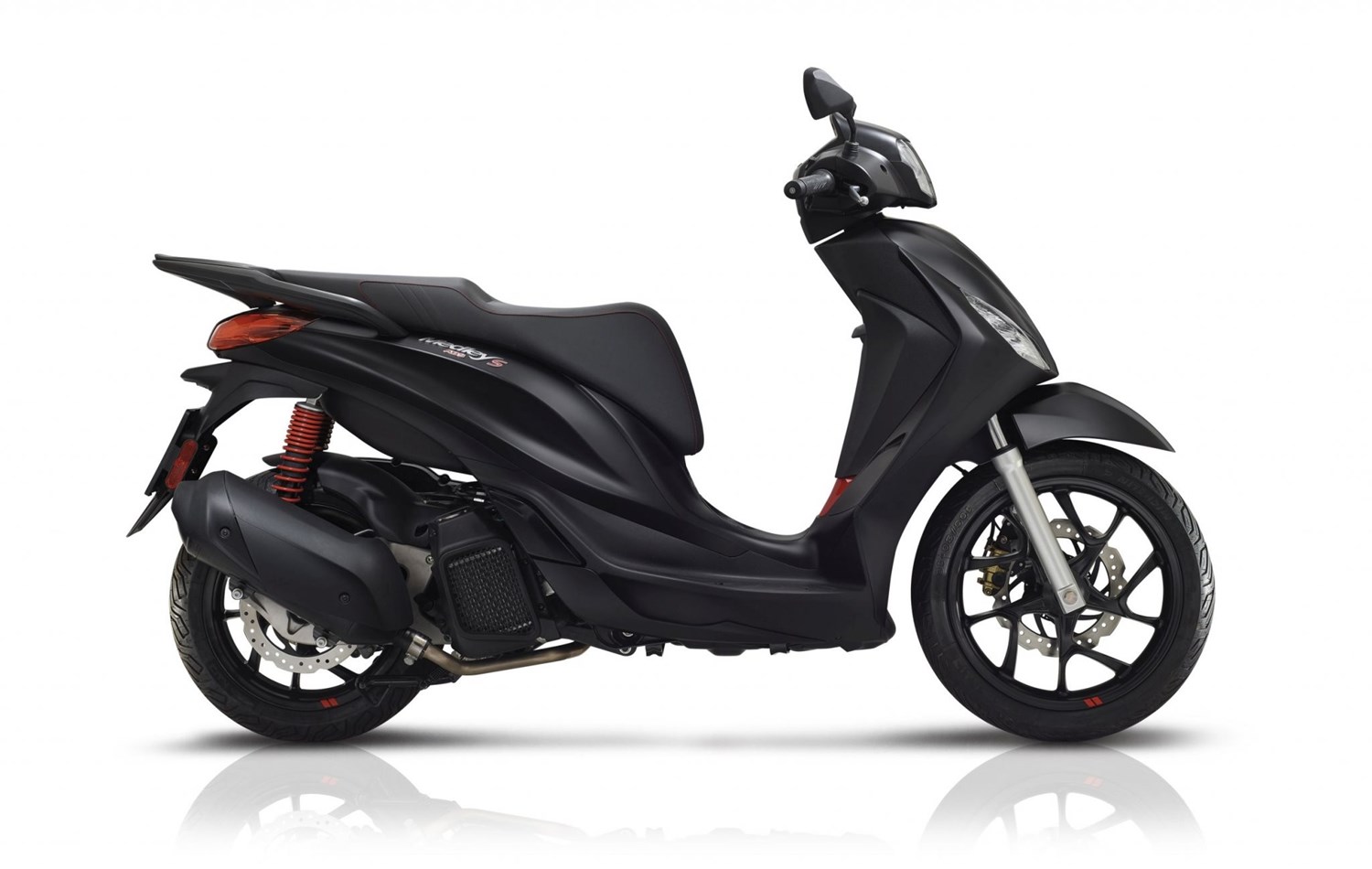 piaggio e roller 125