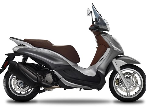 Aktuelle Piaggio Motorrad Modelle Moto Guzzi Hohenfellner