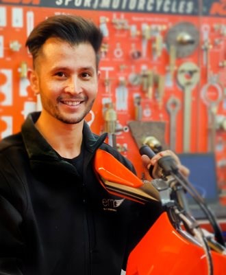 Kambiz Rahisi