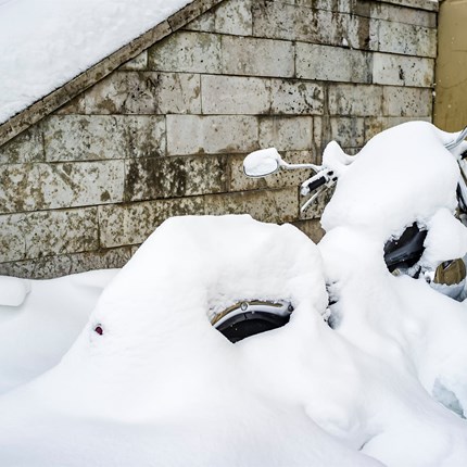 Motorrad einwintern
Wir wintern dein Bike Fachmännisch ein.
Die Saison neigt sich dem Ende zu. Wir bieten an, Ihr Schätzchen fachmännich Einzuwi... Weiter >>