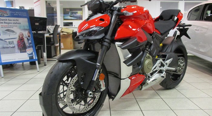 DUCATI STREETFIGHTER V4-2020 nur am 24.JANUAR exclusiv bei uns !!!