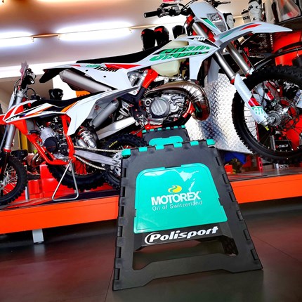 Motorex Motocross-Ständer bei uns verfügbar!
Motorex Motocross-Ständer bei uns verfügbar!