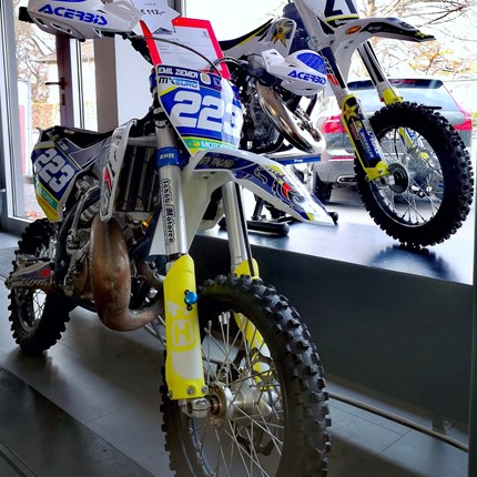 Husky Kids Motocrossbikes verfügbar! Verschiedene Modelle!!
Husky Kids Motocrossbikes bei uns verfügbar! Verschiedene Modelle!!
