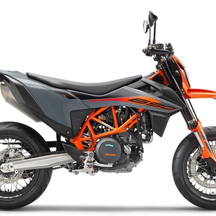 KTM 690 SMC R 2021 JETZT BEI UNS VORBESTELLEN ! Sei einer der ersten glücklichen Besitzer !
KTM 690 SMC R 2021 JETZT BEI UNS VORBESTELLEN !
Sei einer der ersten glücklichen Besitzer !