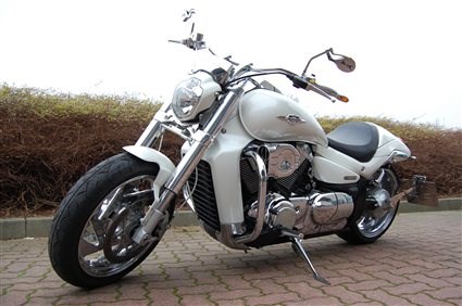 Umgebautes Motorrad Suzuki Intruder M1800R von Bike Ranch 