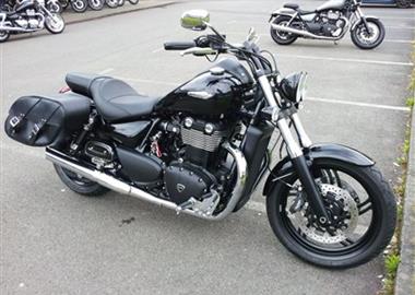 Triumph Thunderbird Storm Motorrad Umbauten 1000psat