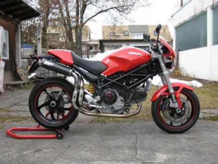 Umgebautes Motorrad Ducati Monster S2R 1000 von ...