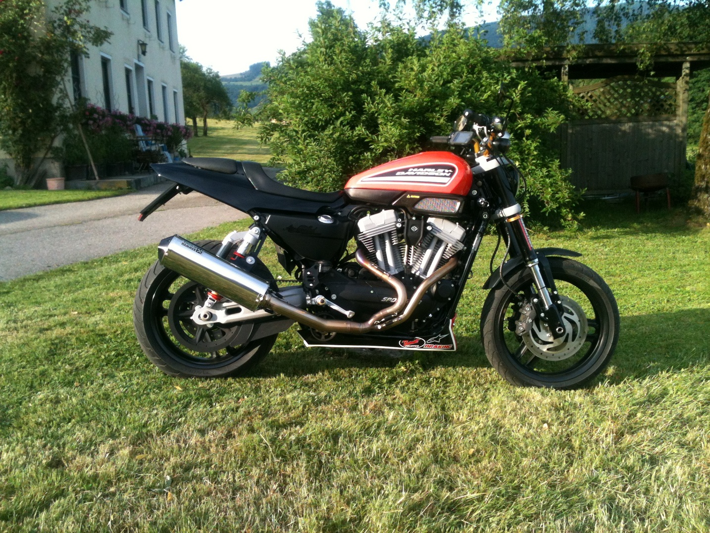 2009 Harley-Davidson XL1200R Sportster 1200 Roadster (XR 1200)