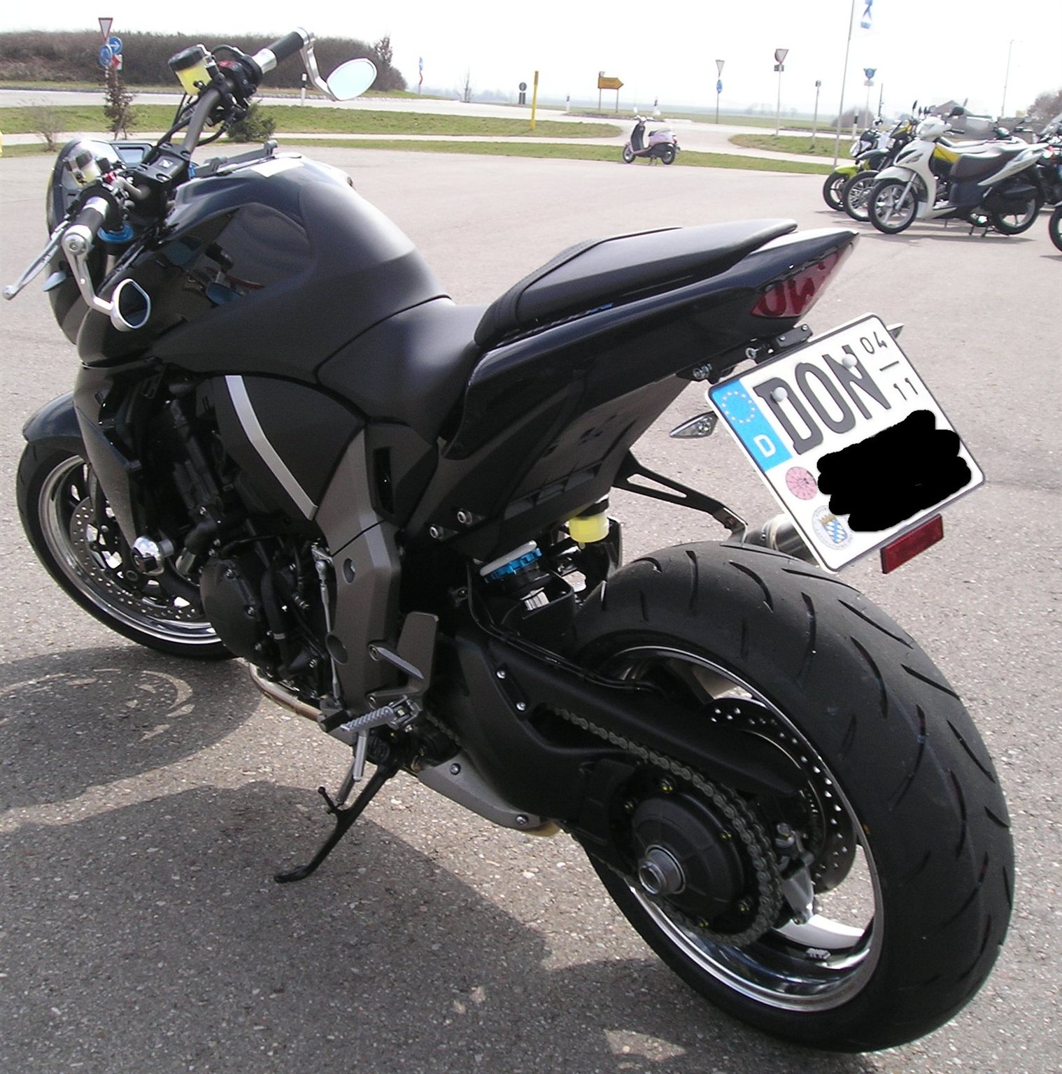 Umgebautes Motorrad Honda CB 1000 R von Motorradcenter 