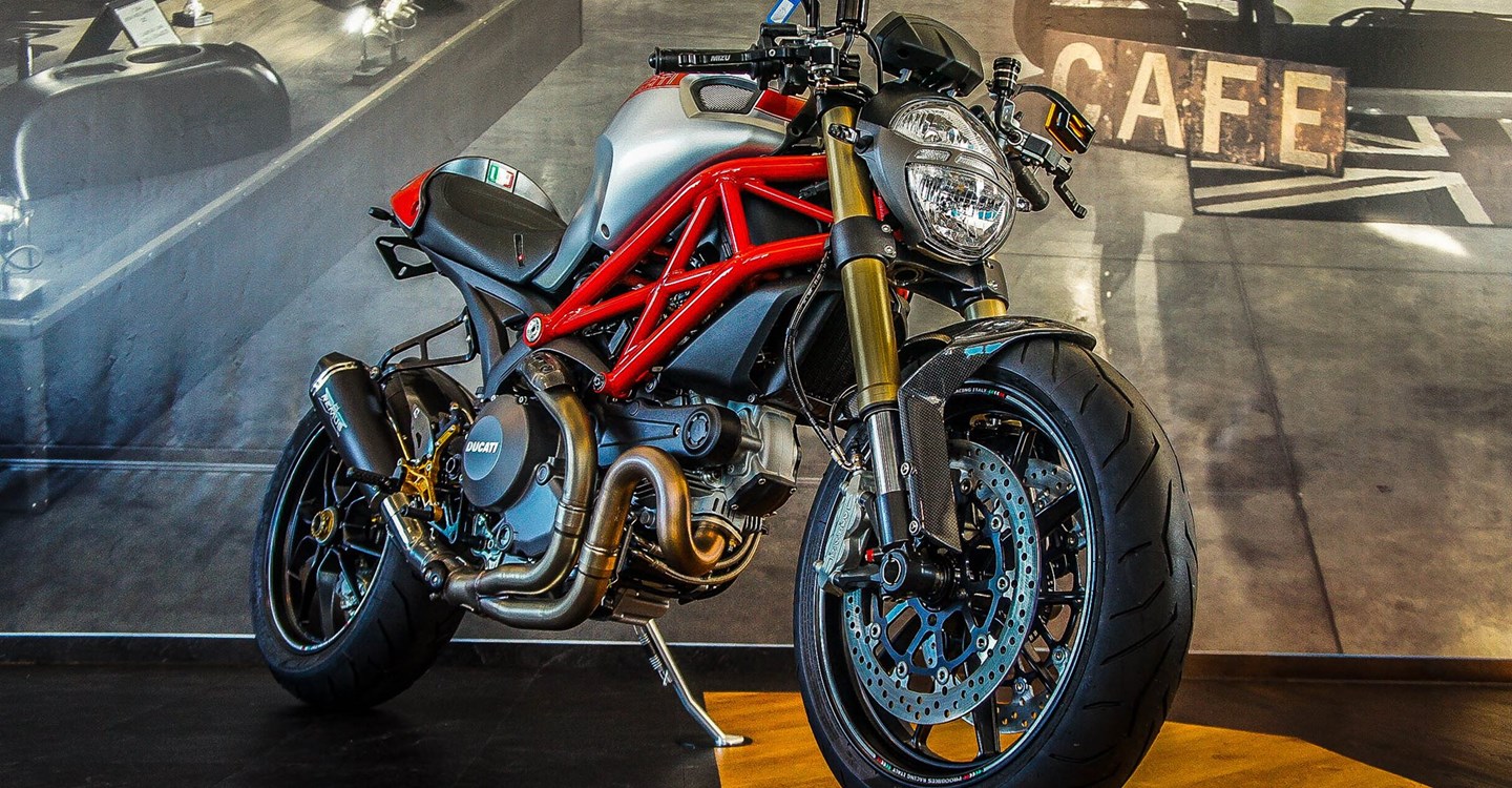 Details zum Custom-Bike Ducati Monster 1100 Evo des ...