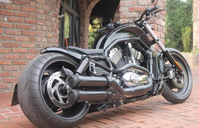 Umgebautes Motorrad Harley-Davidson V-Rod Night Rod VRSCD ...