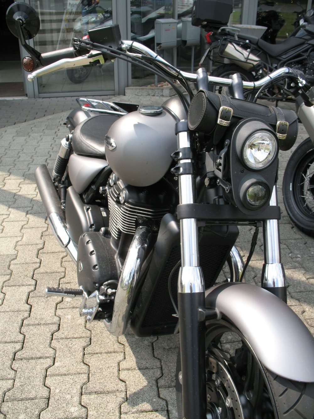 Details Zum Custom Bike Triumph Thunderbird Storm Des Händlers