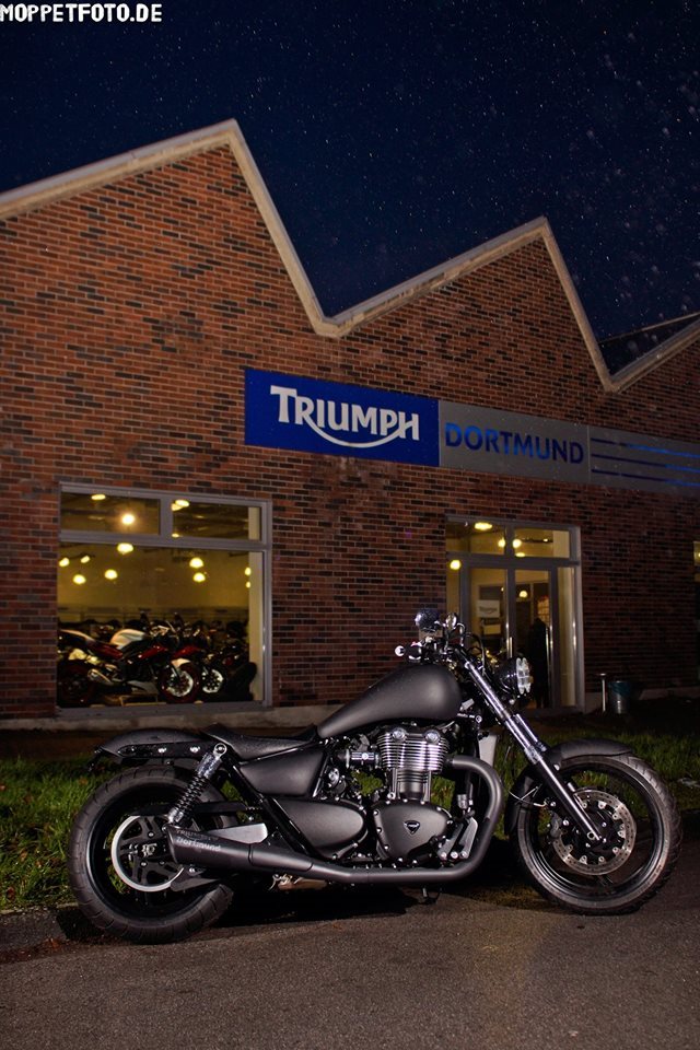 Details On The Custom Bike Triumph Thunderbird Storm Of Dealer