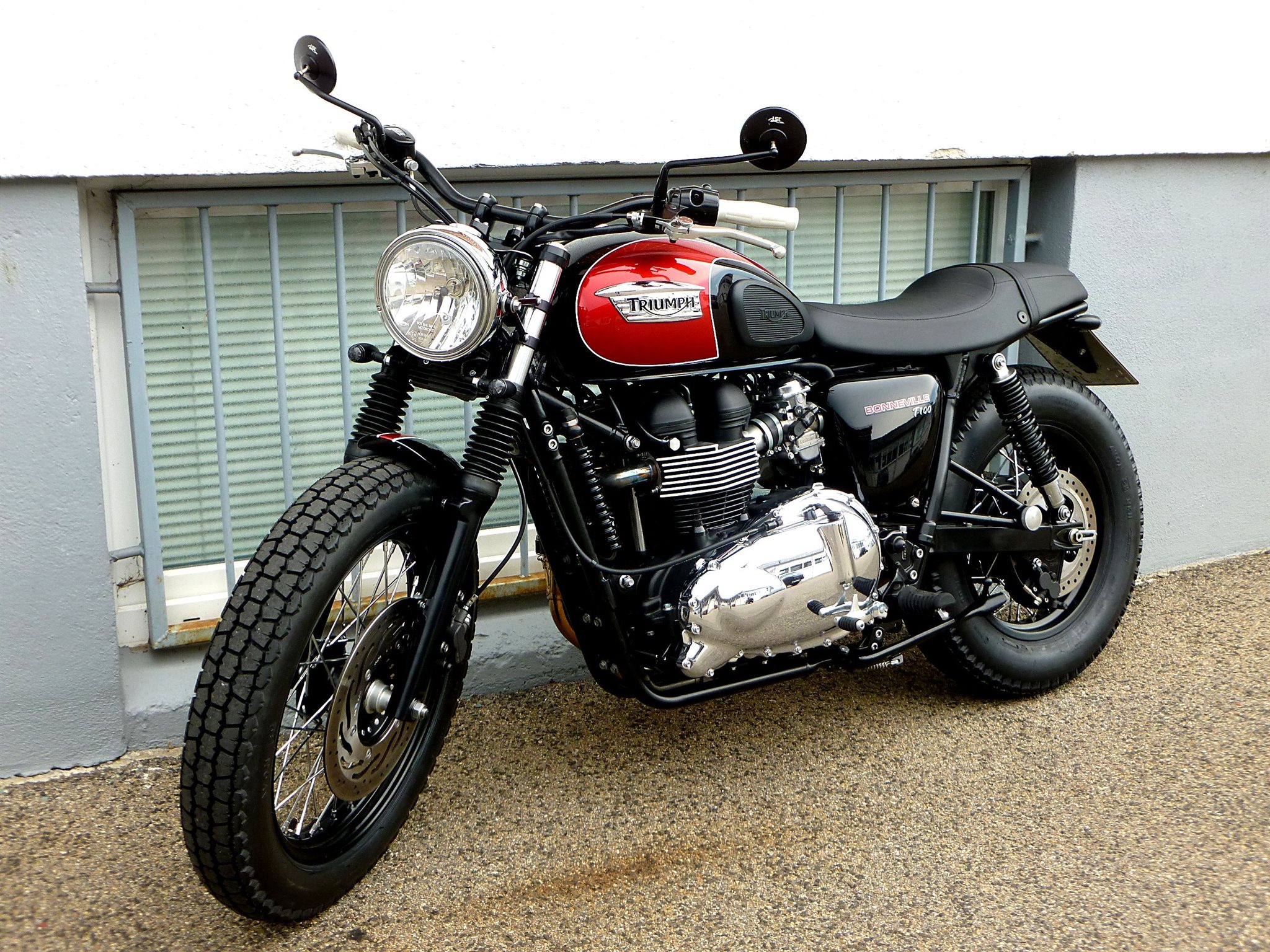 Details on the custom-Bike Triumph Bonneville T100 of dealer Triumph ...