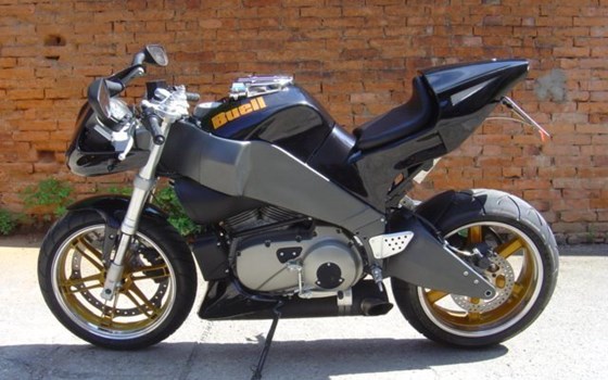 Umgebautes Motorrad Buell XB 9SX von Wild East Motorcycles 