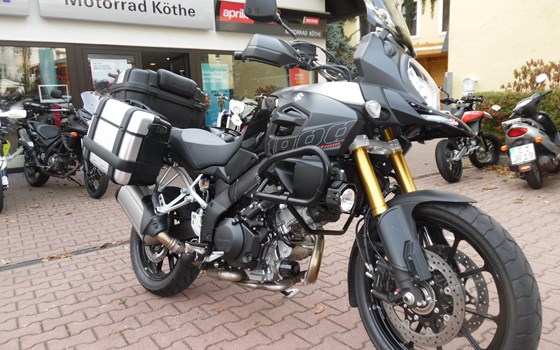 Umgebautes Motorrad Suzuki GSX-S 1000 MotoGP von Motorrad 