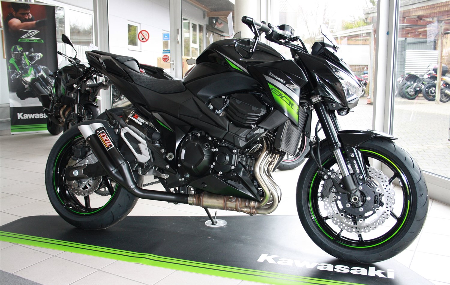 Details zum Custom-Bike Kawasaki Z 800 des Händlers ...