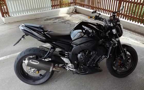 Umgebautes Motorrad Yamaha FZ1 von Fazer8 - 1000PS.at